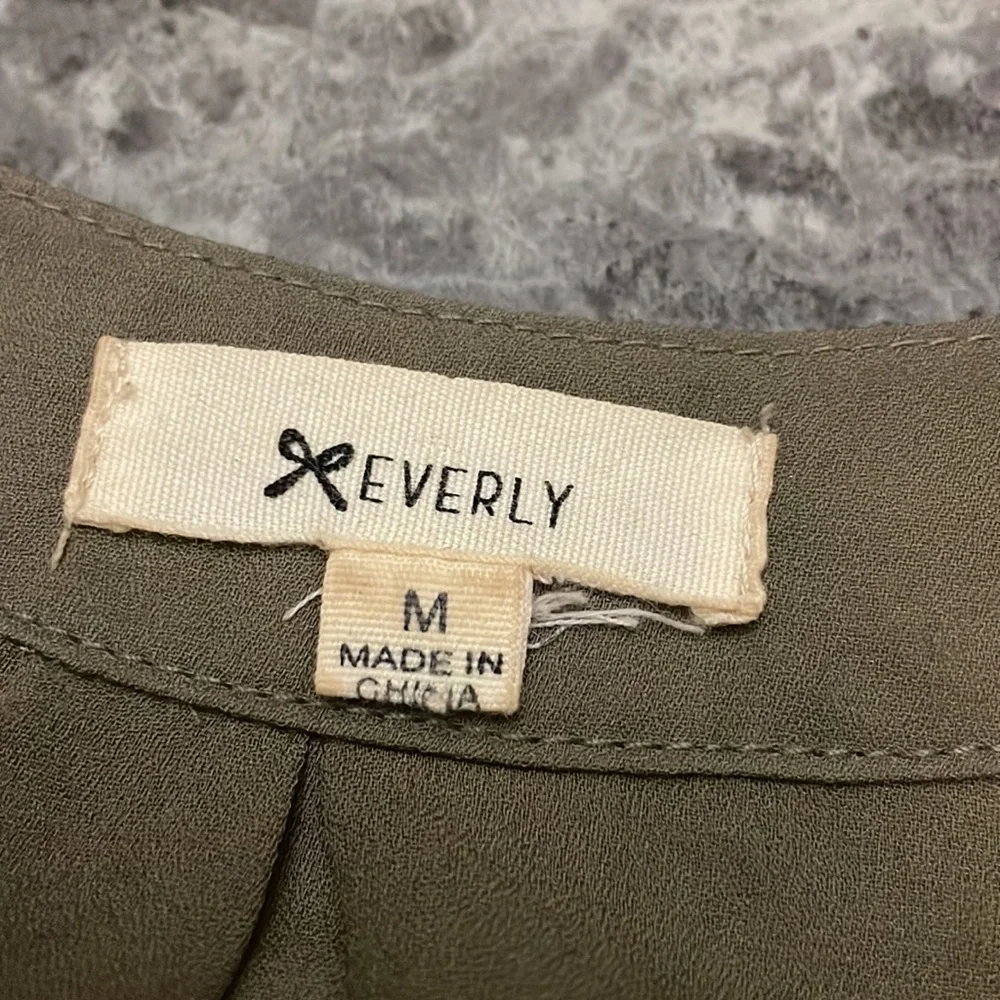 Everly button down - Picture 4 of 6